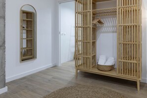 Interior - A (VA070.2.6) TH Mediterranean Suites 6 (Valencia / València)