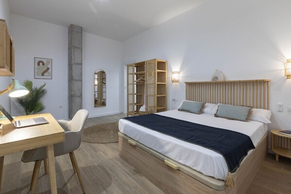 مكواة/لوح كي وواي فاي مجانًا وملاءات أسرّة