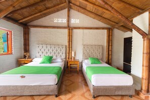 Standard Triple Room | Free WiFi - DE LA VEGA HOTEL CAMPESTRE (Montenegro)