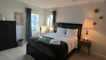 3 bedrooms, iron/ironing board, WiFi, bed sheets