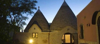 Holiday home with outpool