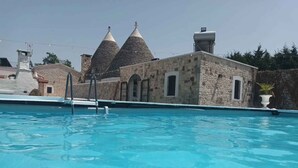 Unclassified image, 4 of 48, button - Holiday home mit Klimaanlage und Pool (Noci)