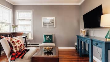 Smart TV, books, offices
