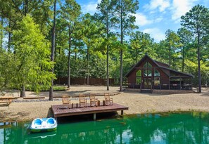 Pool - Private Pond | Cornhole | Foosball | Hot Tub (Broken Bow)