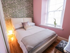 3 bedrooms, individually decorated, individually furnished, free WiFi - Lower Neuk (Dunfermline)