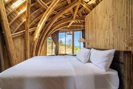 ์ต์คํด๋ฃจ์๋ธ ๋น๋ผ, ๋ฐ๋ค ์ ๋ง | 1 ๊ฐ์ ์นจ์ค, ๋ฏธ๋๋ฐ, ์ฑ
์, ๋
ธํธ๋ถ ์์
 ๊ณต๊ฐ