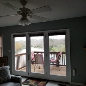 Smart TV, fireplace, video games, DVD player - Serenity at Smith Mountain Lake (Hardy)