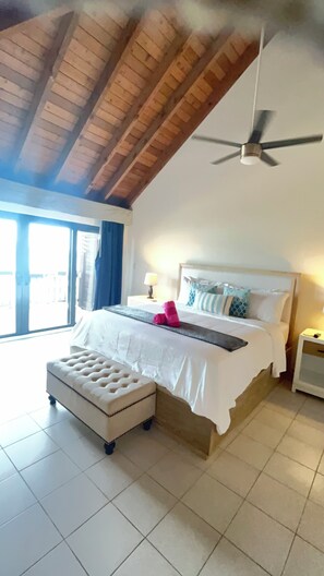 1 bedroom, WiFi, bed sheets - Sapphire Beach Resort Top Floor Villa (St Thomas)