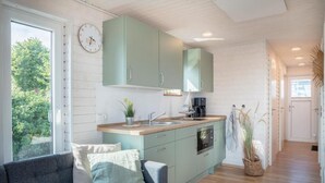 Interior - Hausboot Rán für 5 Pers. mit Großzügiger Dachterrasse in Kragenæs auf Lolland (Schleswig)