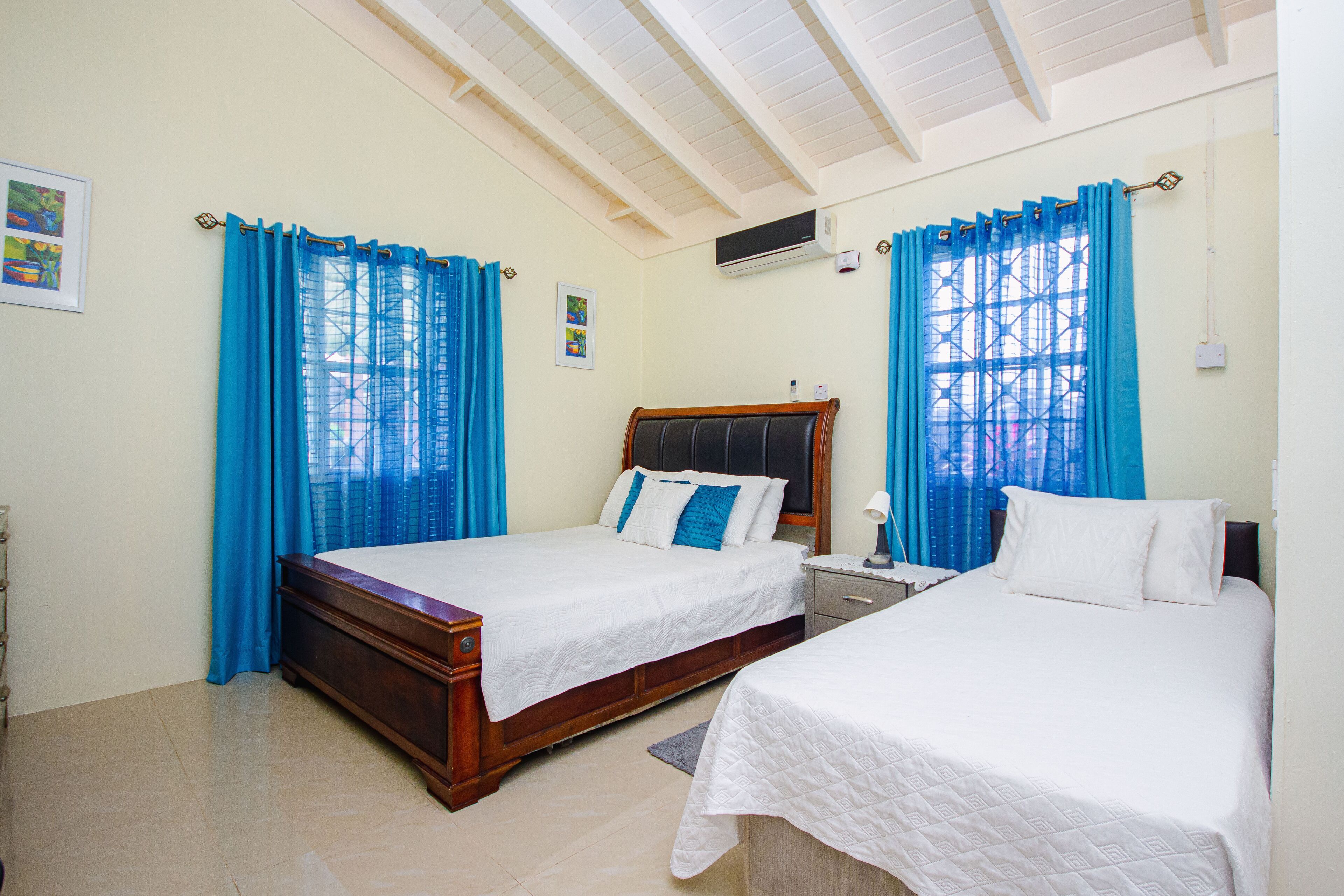 Comfort Villa | 2 bedrooms, Egyptian cotton sheets, premium bedding, down comforters