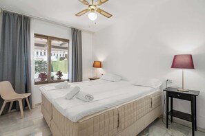 2 bedrooms, iron/ironing board, travel cot, free WiFi - Family apartment by Costarentals - Ref 18 (Mijas)