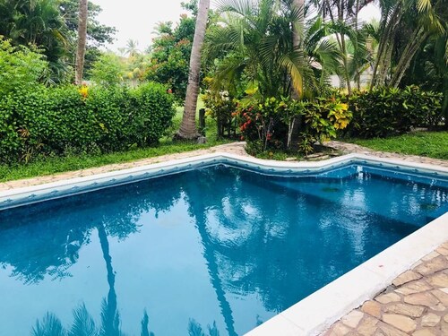 Lovely house for dream nights next to lagoon and near the sea
