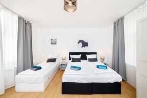 3 Schlafzimmer, Bügeleisen/Bügelbrett, Reisekinderbett, WLAN