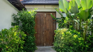Property grounds - Villa Bewa, Seminyak (Seminyak)