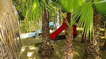 Children’s play area – outdoor