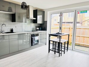4 bedrooms - Amethyst in Cambridge (Cambridge)