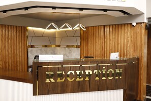 Reception - New Konak Hotel (Van)