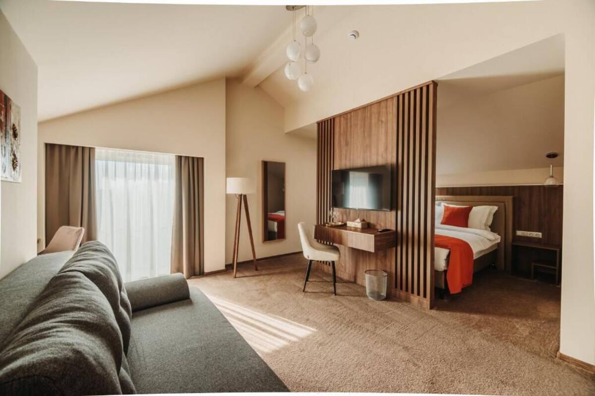 Familiekamer | 1 slaapkamer, luxe beddengoed, een minibar, een bureau
