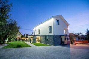 Exterior - Gambrinus (Miercurea-Ciuc)