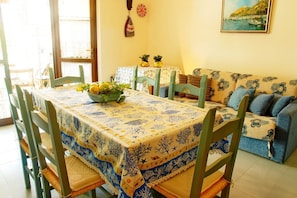 Dining - Holiday home (Villasimius)