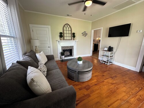 Experience Charlotte! Close to CLT Airport, White Water Center and More!