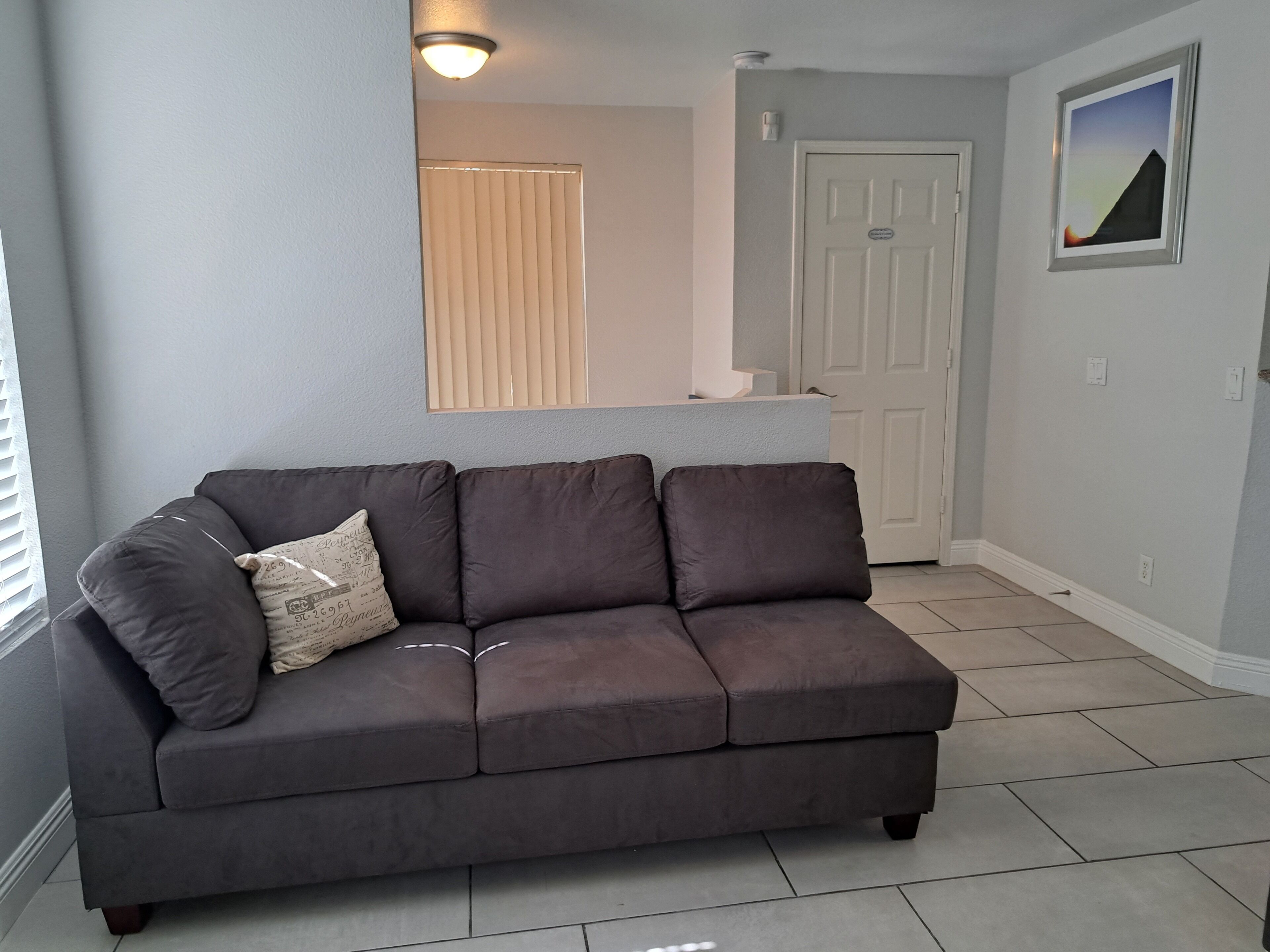 Luxurious Cozy 2-bedroom Condo. - Las Vegas, NV