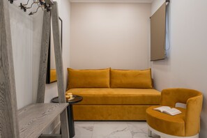 Standard Triple Room | Premium bedding, memory foam beds, desk, soundproofing - Alexia Seaview Apartments  (Kissamos)