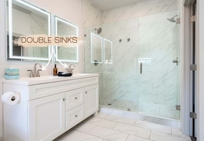 Shower, hair dryer, towels - Chic Urban Downtown Retreat | Fireplace | 2 BDR (Hot Springs)