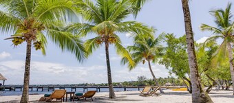 Large Group Unit 122: Sleeps 8, Sea Views,3BR/2BA