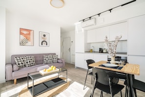 Living area - Dobo Madrid San Diego (Madrid)