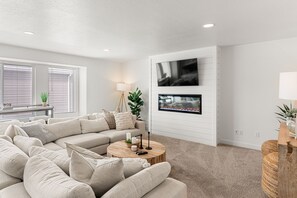 Televisión, chimenea