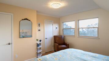 3 bedrooms, free WiFi, bed sheets
