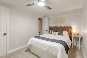 2 bedrooms, iron/ironing board, WiFi (free), bed sheets - Twin Ridge Retreat (Port Royal)