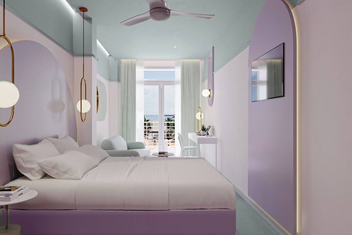 Down duvets, free WiFi, bed sheets