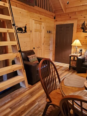 Interior - Peaceful, secluded mountain escape in Gap Mills, WV. (Gap Mills)