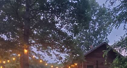 Peaceful, secluded mountain escape in Gap Mills, WV.