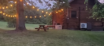 Peaceful, secluded mountain escape in Gap Mills, WV.