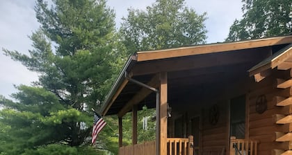 Peaceful, secluded mountain getaway in Gap Mills, WV.