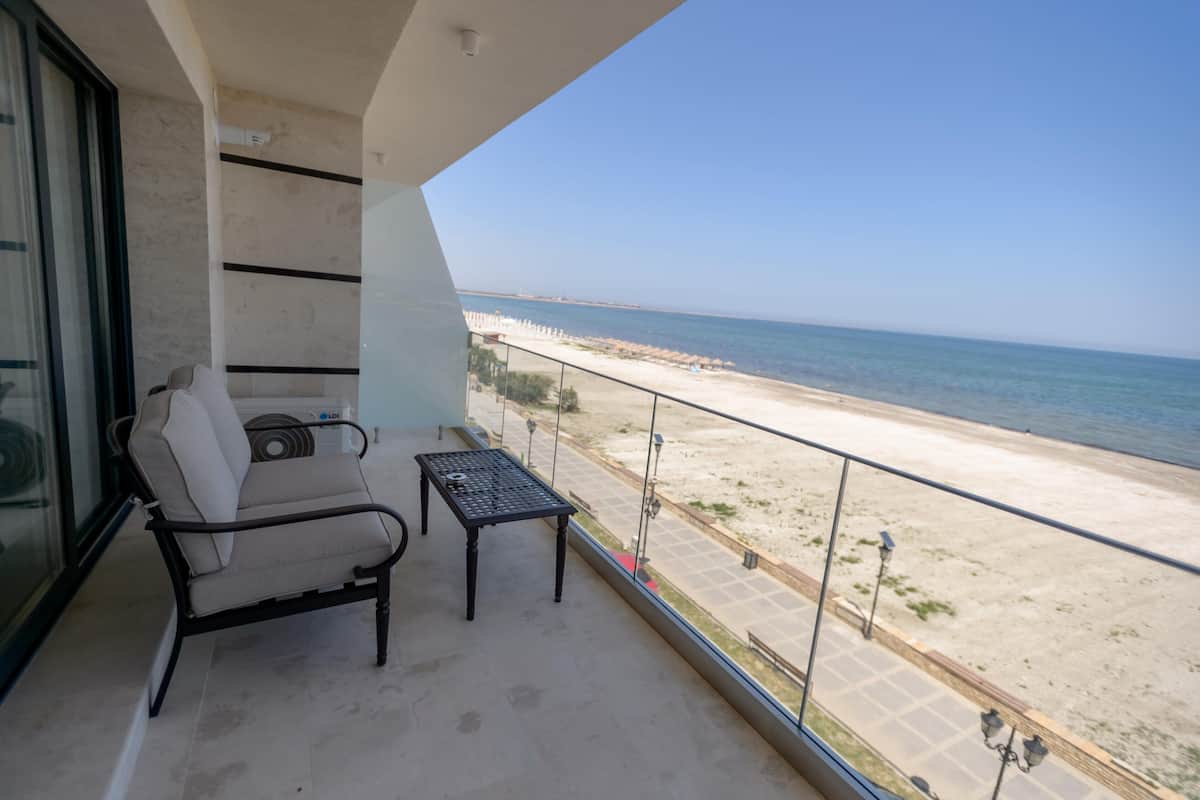 Panoramic Apartment | Balcony