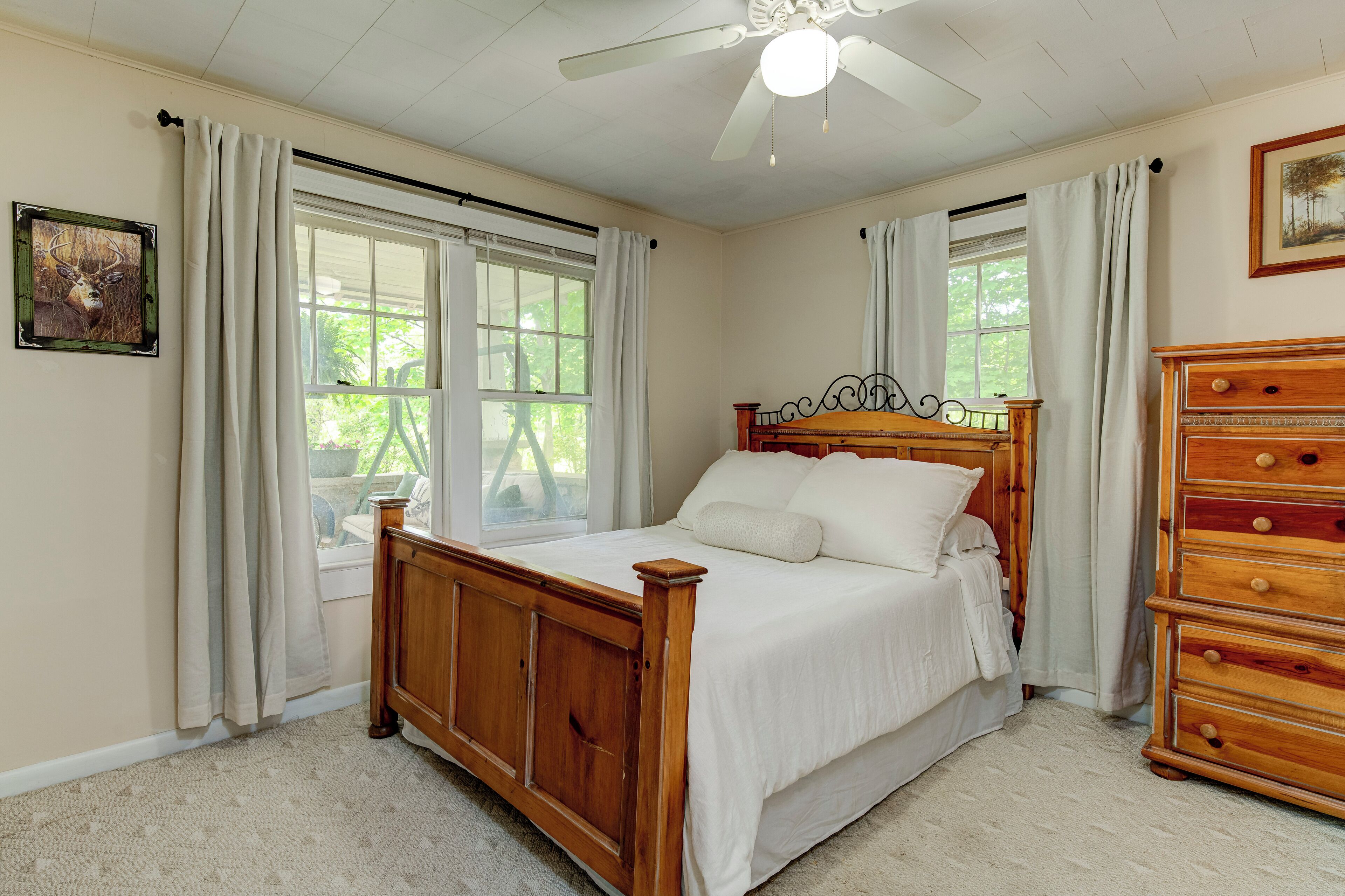 2 間睡房、熨斗/熨衫板、可攜式嬰兒床、免費 Wi-Fi