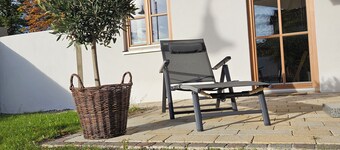 4-star Ott vacation apartment - with separate garden - at the foot of the Buchenberg