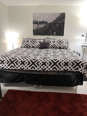 1 camera, una scrivania, Wi-Fi, lenzuola