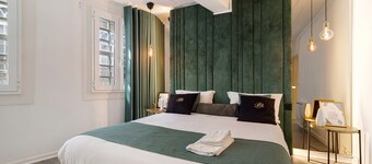 Prestigegoldresidence 1 – Historic Center Apartment with Wi-Fi and Air Conditioning
