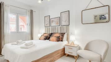 2 bedrooms, iron/ironing board, free WiFi, bed sheets