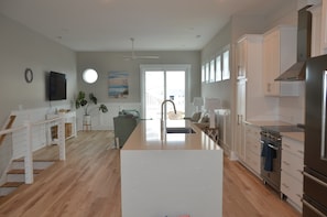 Interior - Sea La Vie in 2026 (Carolina Beach)