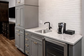 Fridge, microwave, coffee/tea maker, toaster