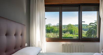 Ferienhaus 'La Buhardilla De Solavega' mit Bergblick, privater Terrasse & WLAN