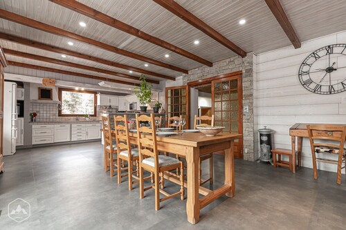 Ferienwohnung 'Gîte Le Cembro 6 Personen' mit Bergblick, privater Terrasse & WLAN