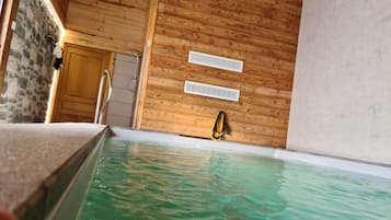 Opvarmet pool