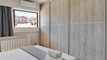 2 camere, ferro/asse da stiro, Wi-Fi gratuito, lenzuola